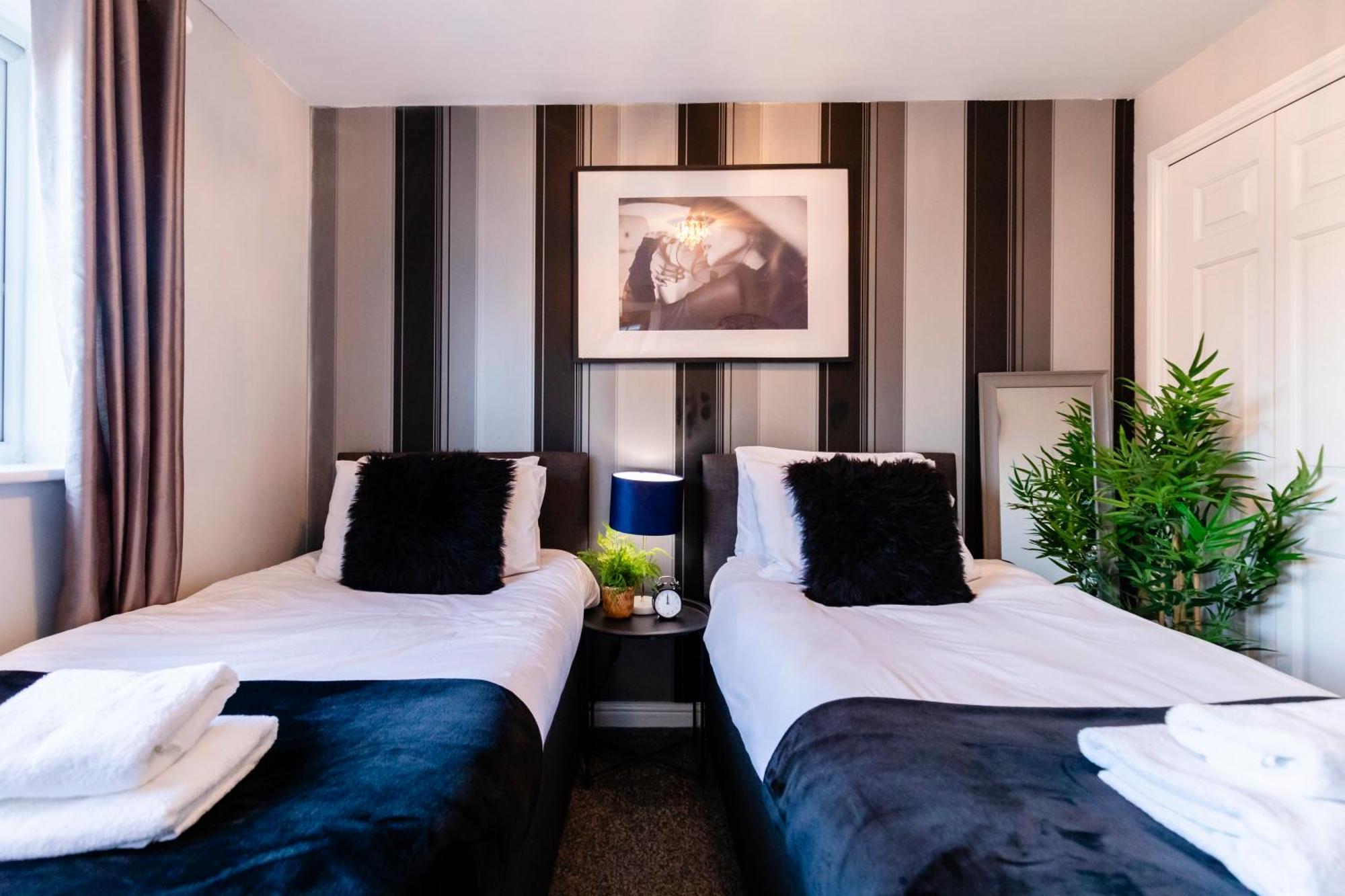 Chichester Retreat House With Free Parking Eksteriør billede