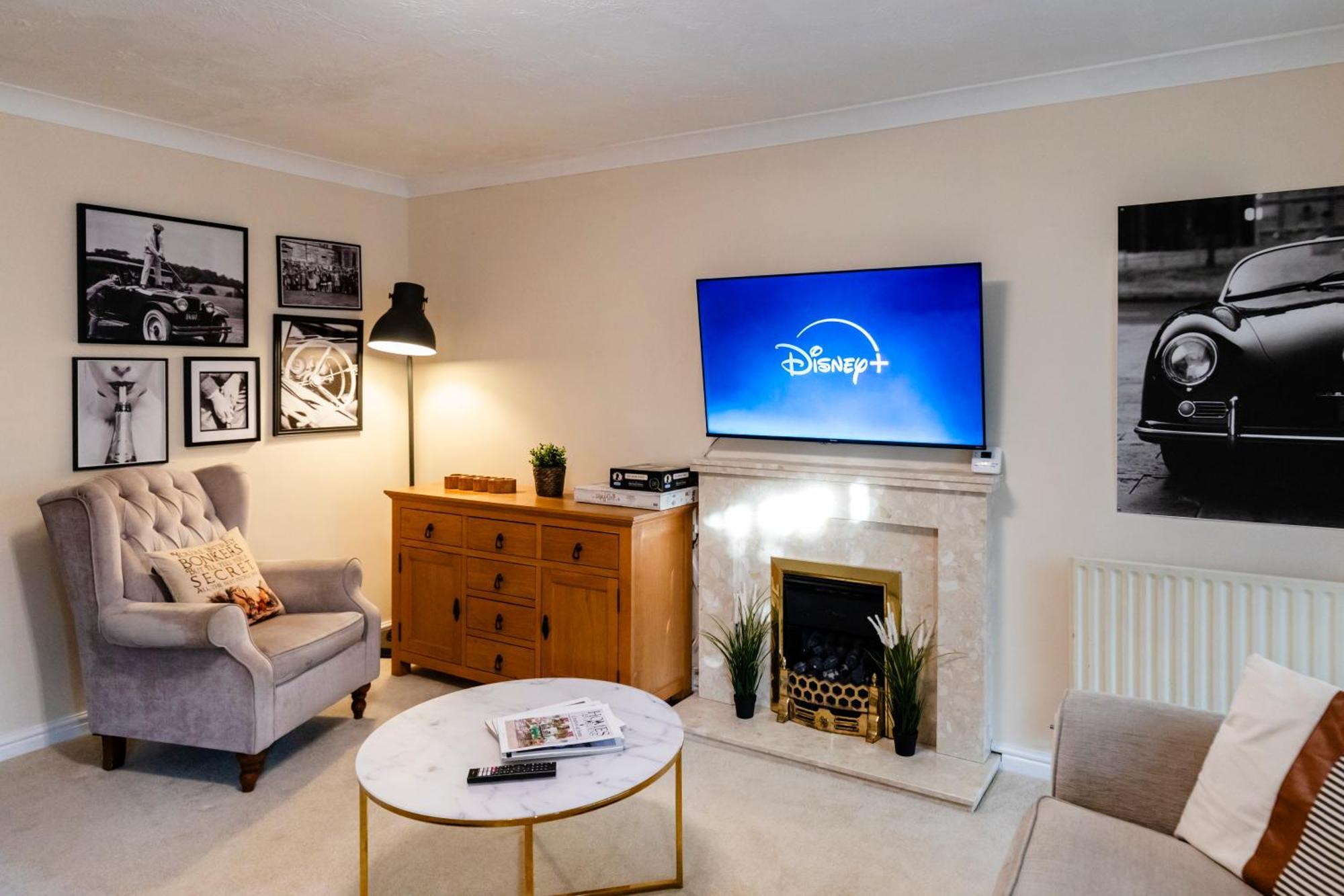Chichester Retreat House With Free Parking Eksteriør billede